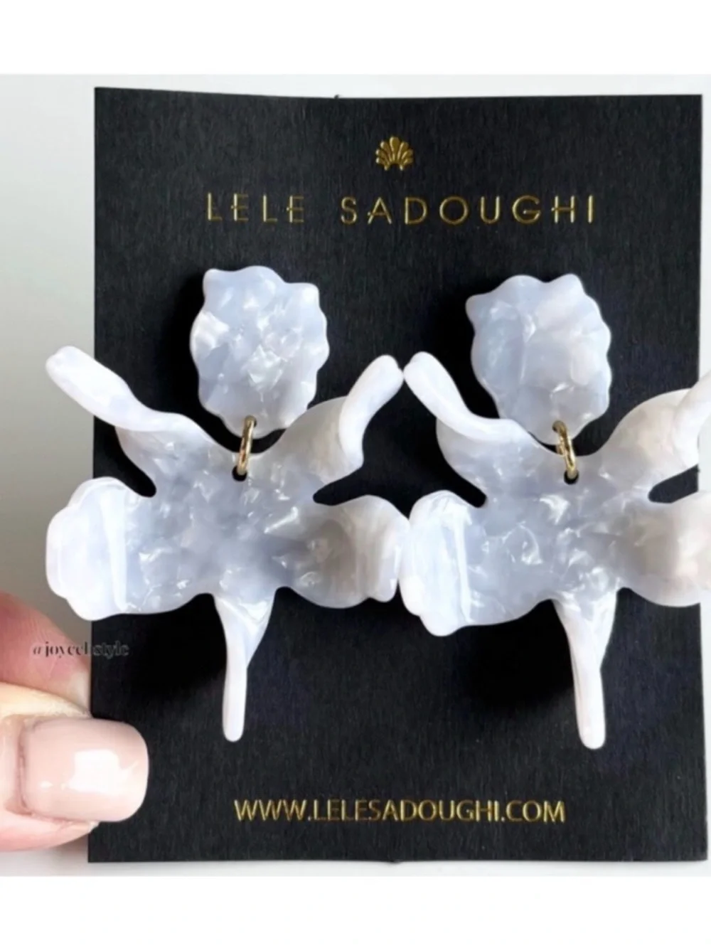 Lele Sadoughi Mother of Pearl Small Paper Lily Earrings NWT - Picture 6 of 7